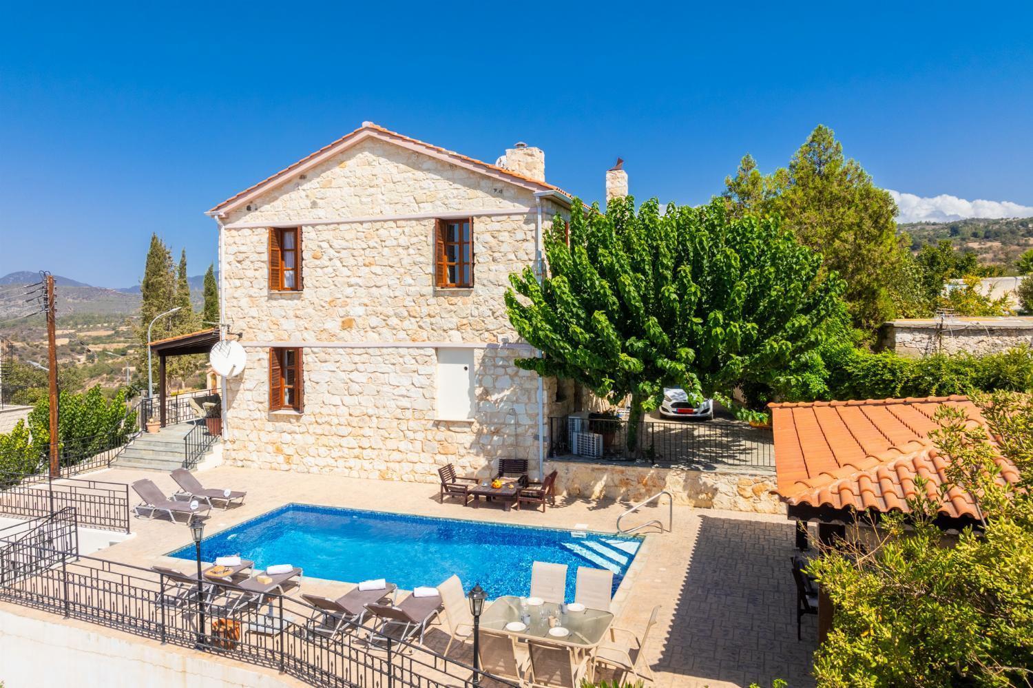 Villa Irene Palace Paphos ภายนอก รูปภาพ